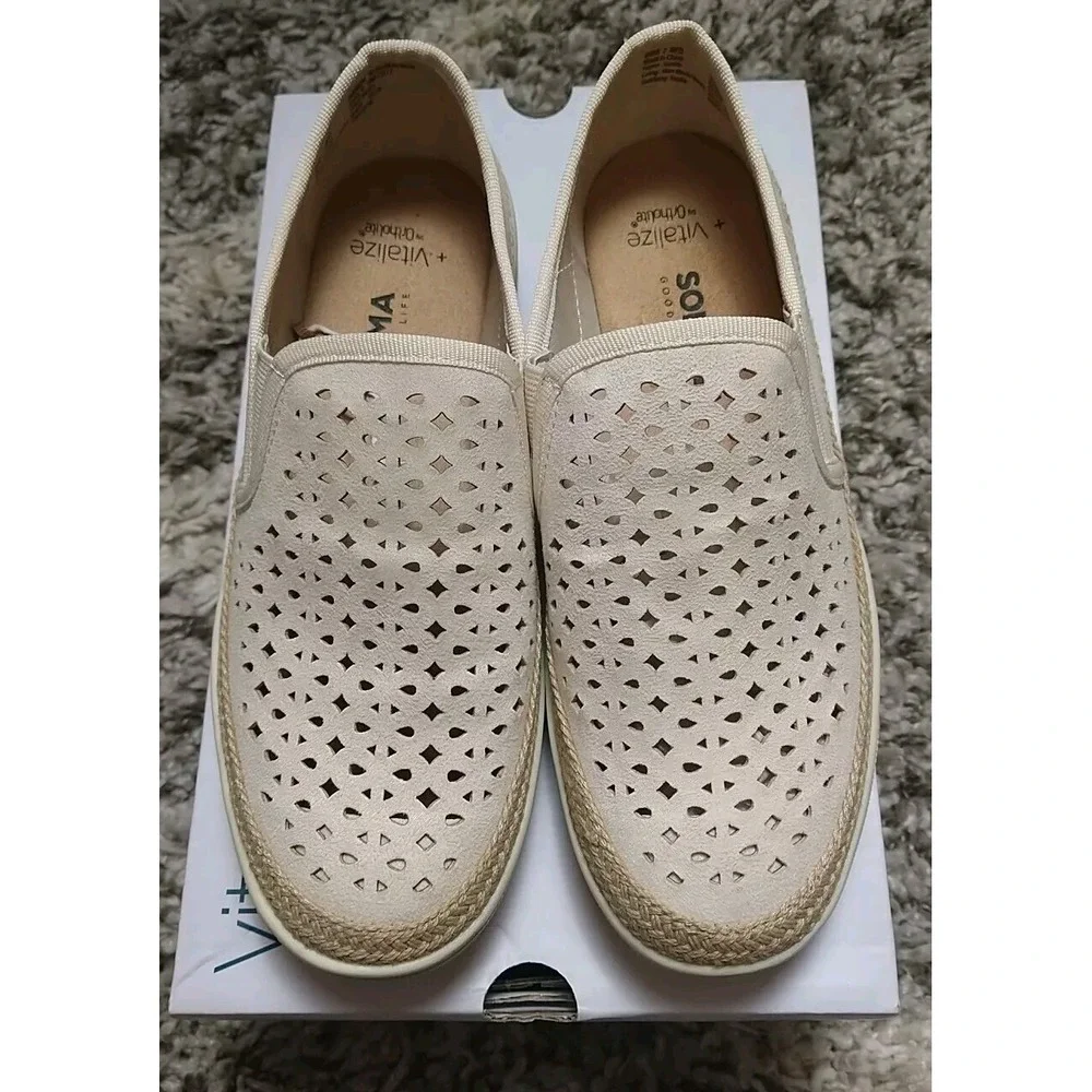 Women's Sonoma Vitalize Ortholite Erase white Slip On Shoe Size 7